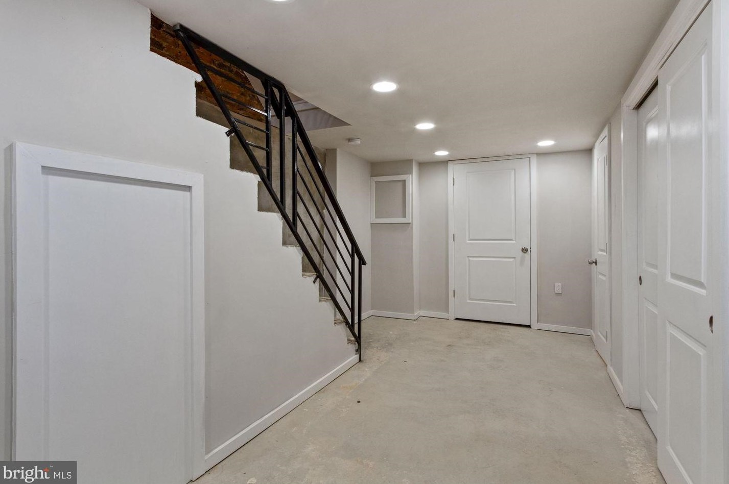 1939 Laveer St, Philadelphia PA 19141-1403 exterior