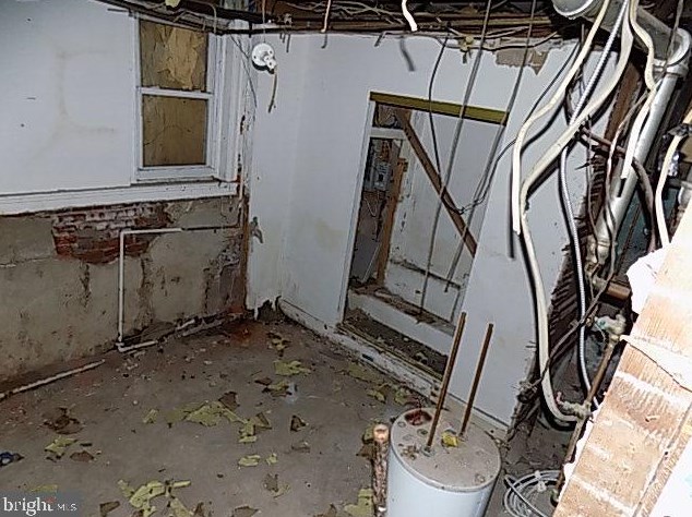 5951 Kemble Ave, Philadelphia PA 19138-2924 exterior