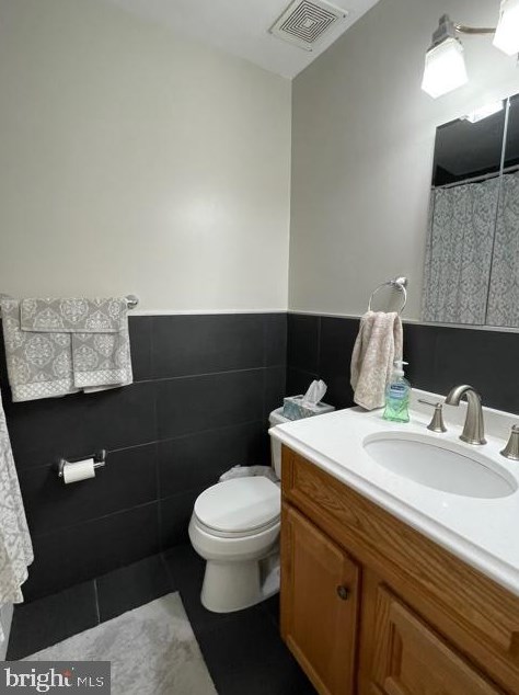 9753 Hilspach St, Philadelphia PA 19115-3331 exterior