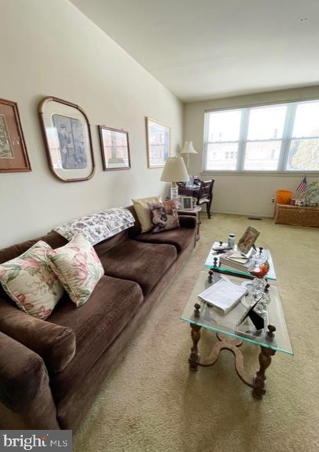 9753 Hilspach St, Philadelphia PA 19115-3331 exterior