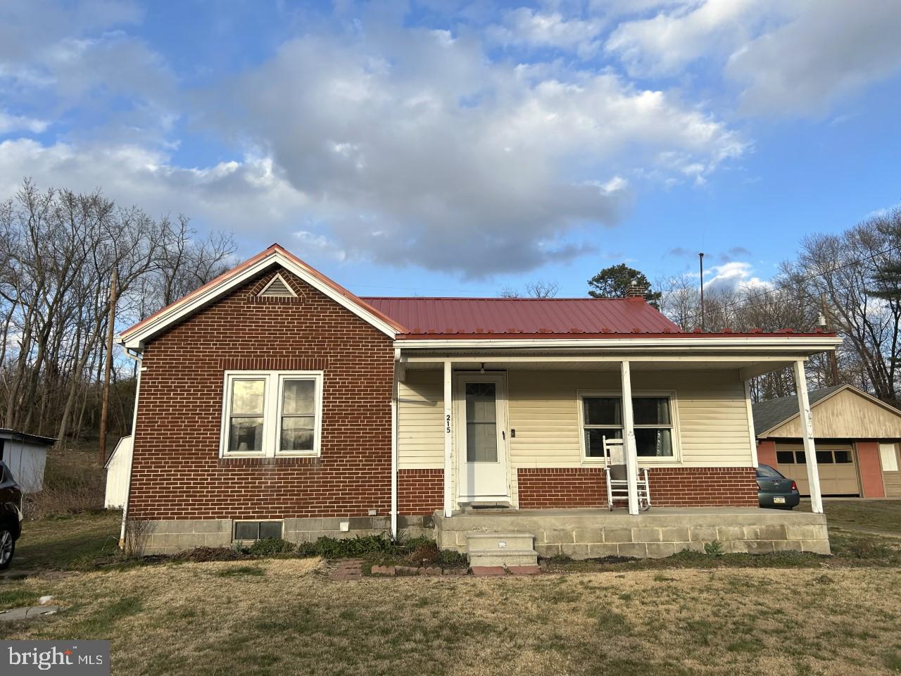 215 W Juniata Pkwy, Millerstown, PA 17062 MLS PAPY2002662 Coldwell