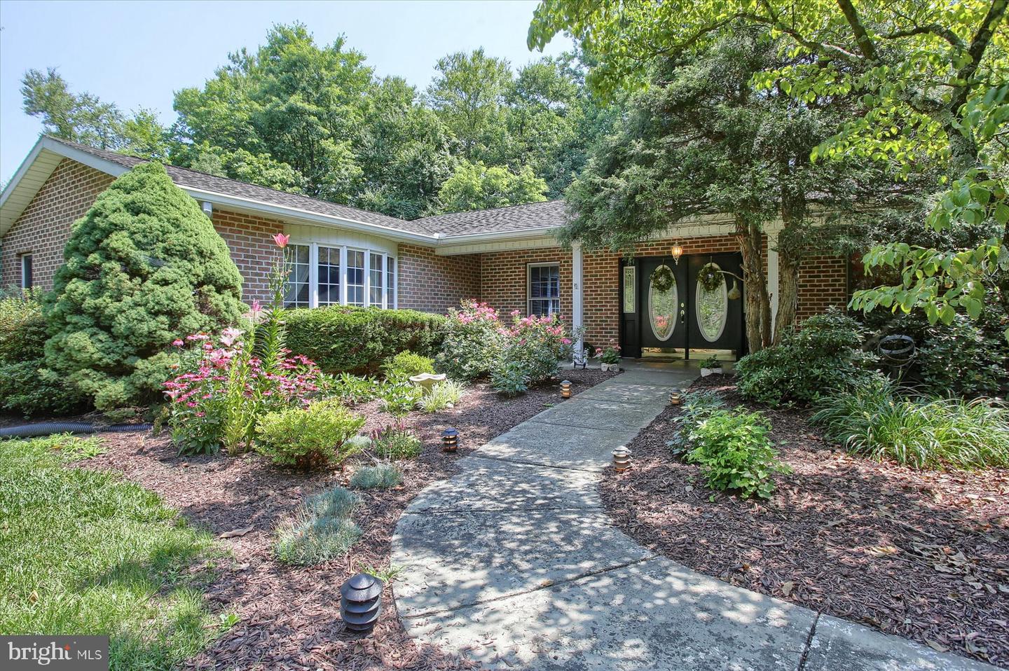 20 Kathryn Dr, New Bloomfield, PA 17068 MLS PAPY2003042 Coldwell Banker