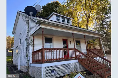 304 S Carlisle Street, New Bloomfield, PA 17068 - Photo 1