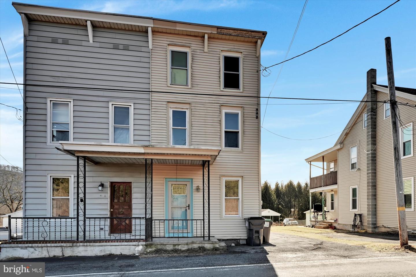 17 W Adamsdale Rd, Schuylkill Haven, PA 17972 MLS PASK2009146