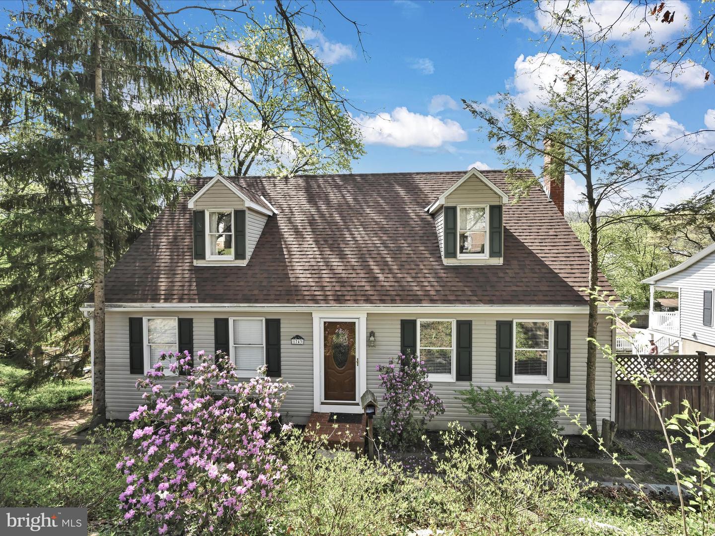 1743 Elk Ave, Pottsville, PA 17901 MLS PASK2010128 Coldwell Banker