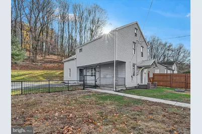 295 Chestnut Street, Pottsville, PA 17901 - Photo 1