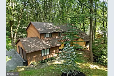 595 S Seltzer Road, Pottsville, PA 17901 - Photo 1