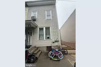 829 Fairview Street, Pottsville, PA 17901 - Photo 1