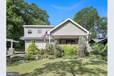 425 Mohave Drive, Auburn, PA 17922 - Photo 1