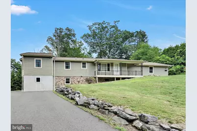 14 N 24th Street, Pottsville, PA 17901 - Photo 1