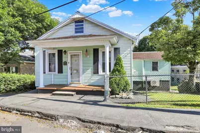 1401 Mount Hope Avenue, Pottsville, PA 17901 - Photo 1