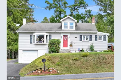 7 E 2nd Mountain Road, Pottsville, PA 17901 - Photo 1