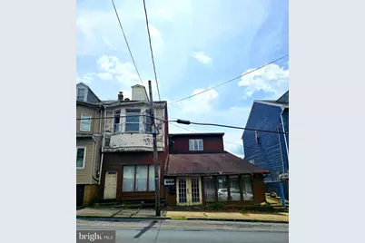 318 W Centre Street, Shenandoah, PA 17976 - Photo 1