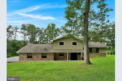 13 Hillside Drive, Pine Grove, PA 17963 - Photo 1