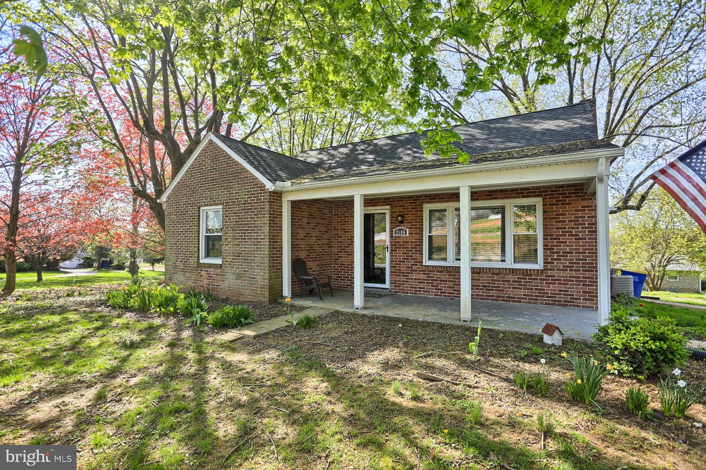 2180 Springwood Rd, York, PA 17403 MLS PAYK2009812 Coldwell Banker