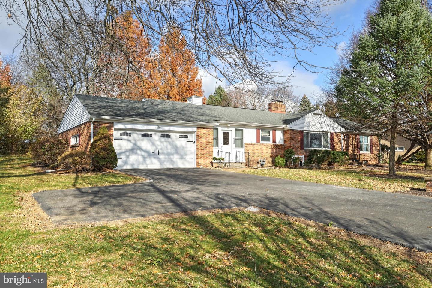 323 Donna Ln, York, PA 17403 MLS PAYK2009958 Coldwell Banker