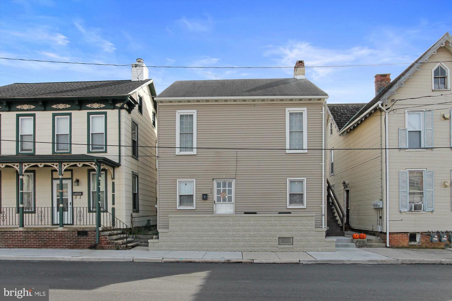 23 E Middle St, Hanover, PA 17331 MLS PAYK2010852 Coldwell Banker