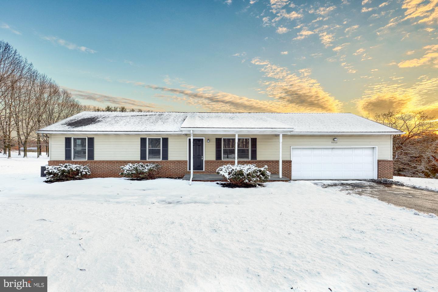 9062 Reynolds Mill Rd, Seven Valleys, PA 17360 MLS PAYK2013972