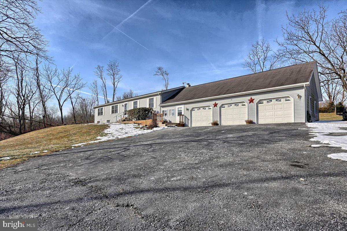 35 N Winding Rd, Wellsville, PA 17365 MLS PAYK2015550 Coldwell Banker