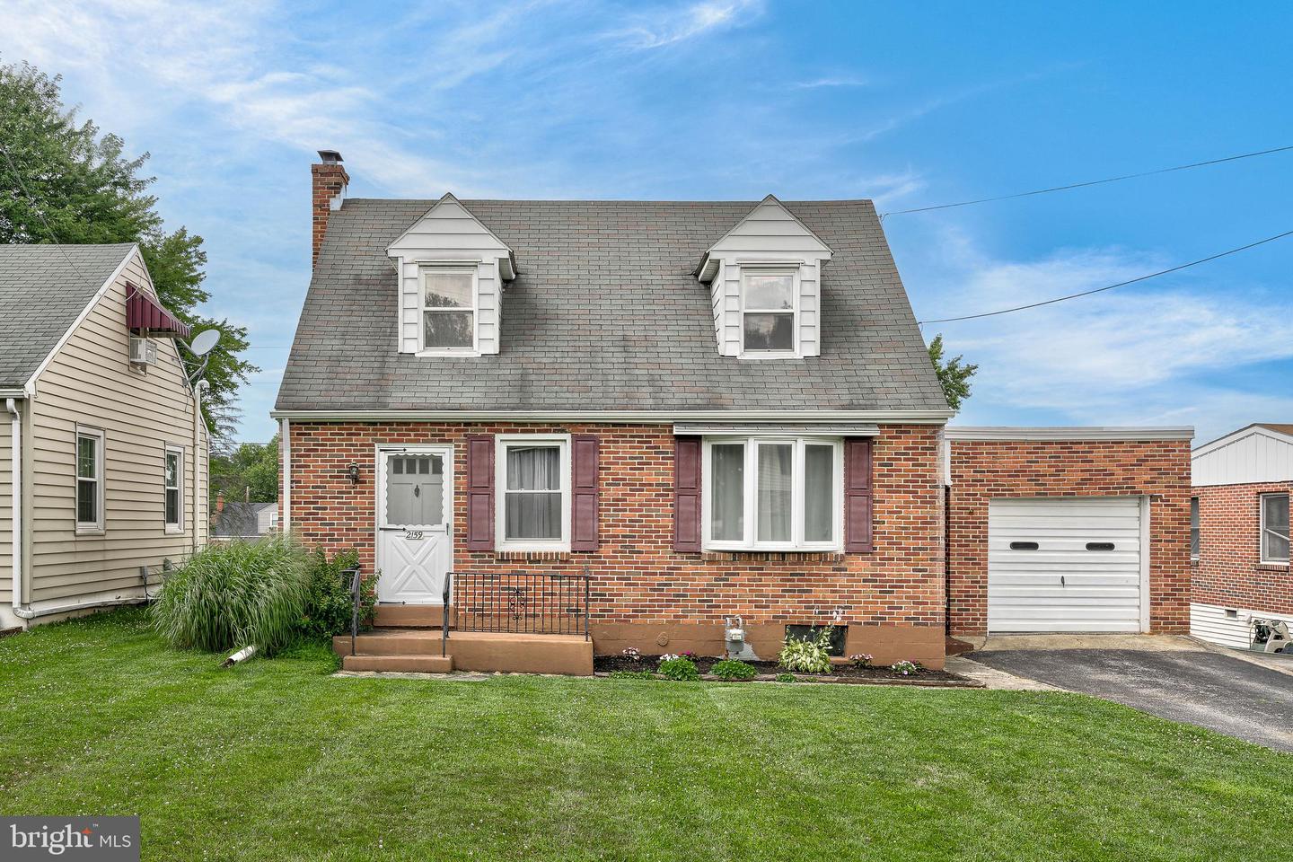 2159 Bannister St, York, PA 17404 MLS PAYK2024494 Coldwell Banker