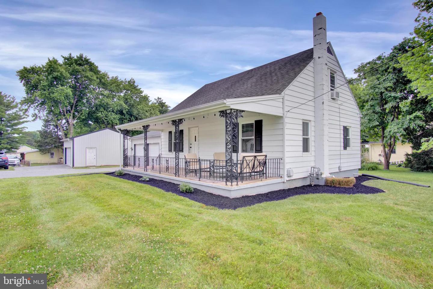 2585 Oakland Rd, Dover, PA 17315 MLS PAYK2024866 Coldwell Banker