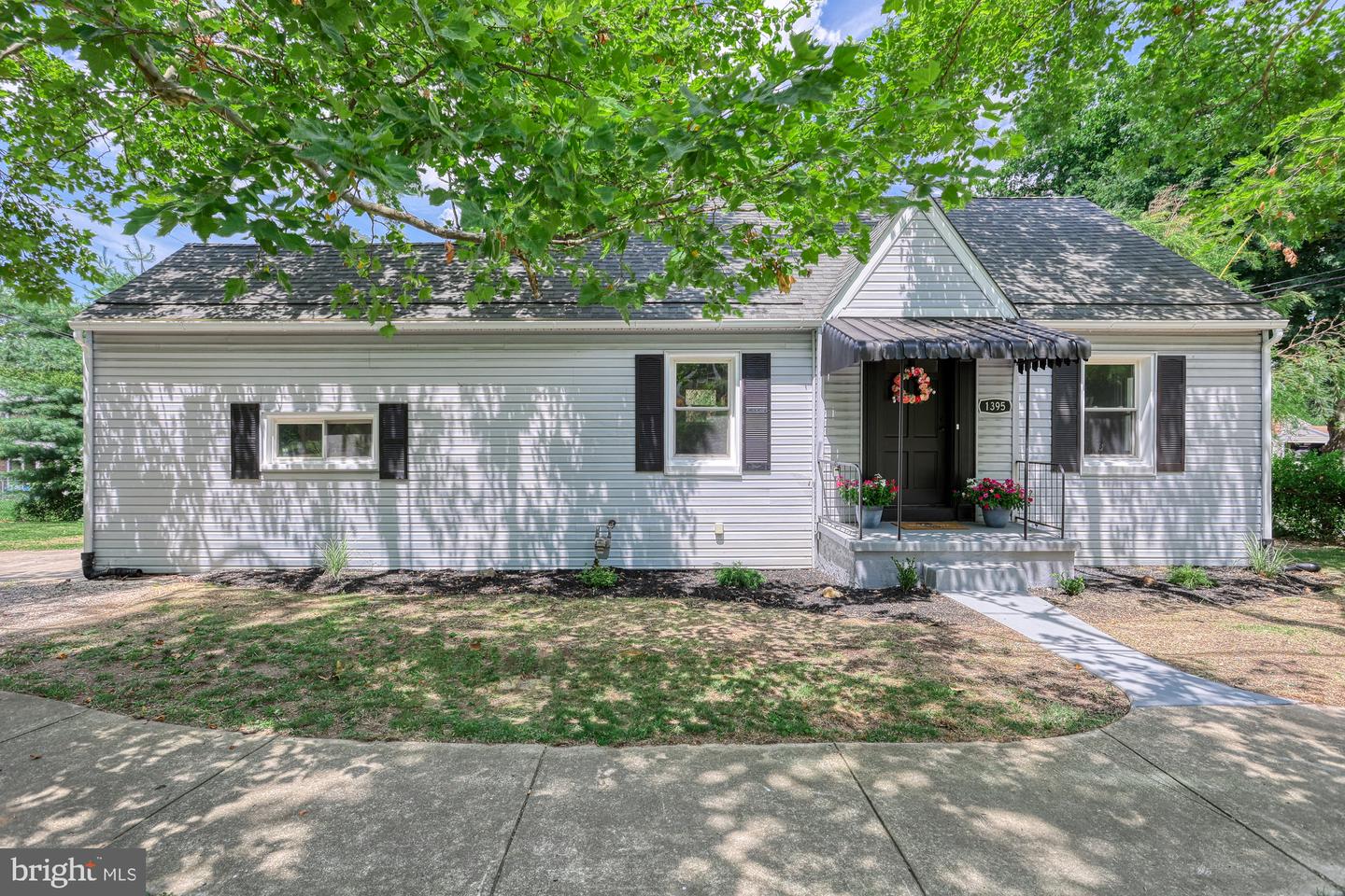 1395 Springdale Rd, York, PA 17403 MLS PAYK2026910 Coldwell Banker