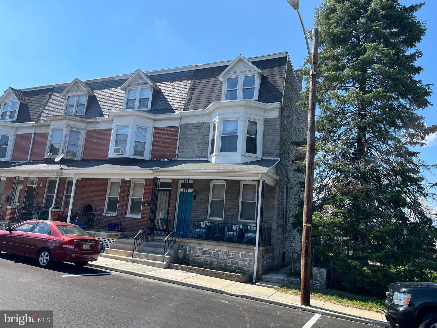 1281 W Poplar St, York, PA 17404 MLS PAYK2026982 Coldwell Banker