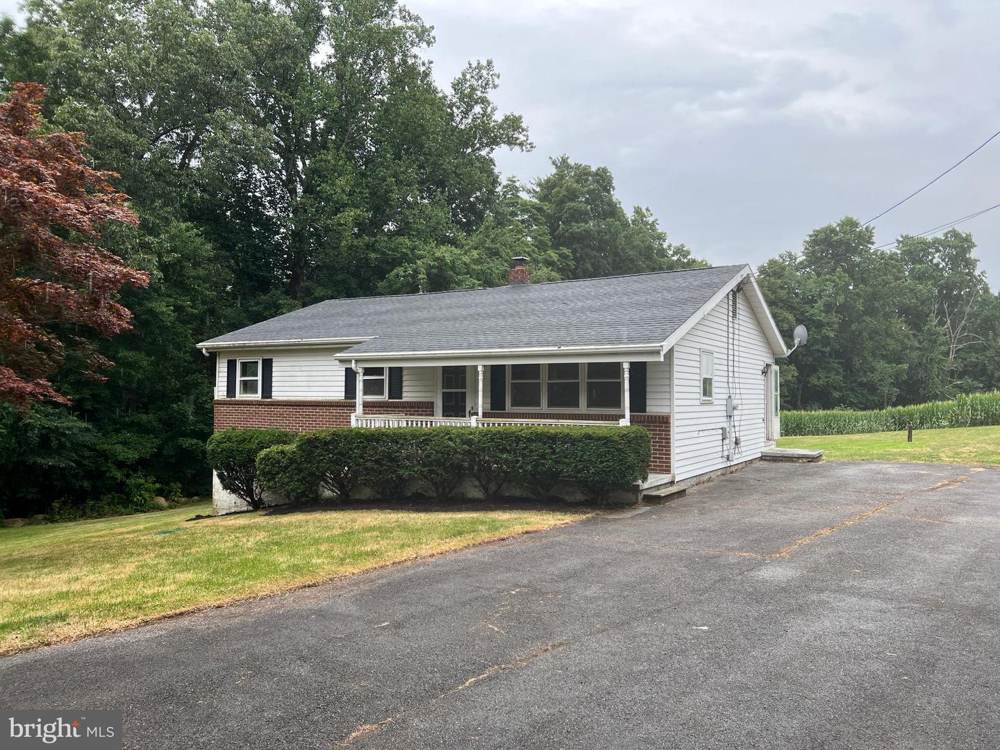 233 Coffeetown Rd, Dillsburg, PA 17019 - MLS PAYK2027138 - Coldwell Banker