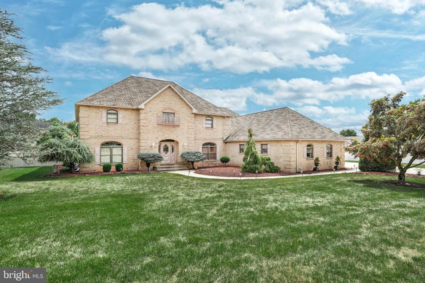 1390 Taxville Rd, York, PA 17408 MLS PAYK2029594 Coldwell Banker