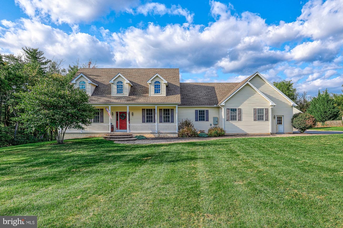 3070 Raintree Rd, York, PA 17404 MLS PAYK2030286 Coldwell Banker