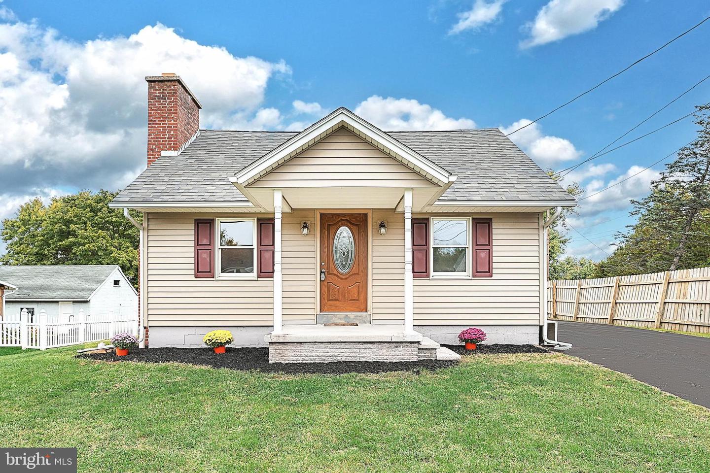 4215 Lewisberry Rd, York, PA 17404 MLS PAYK2030800 Coldwell Banker