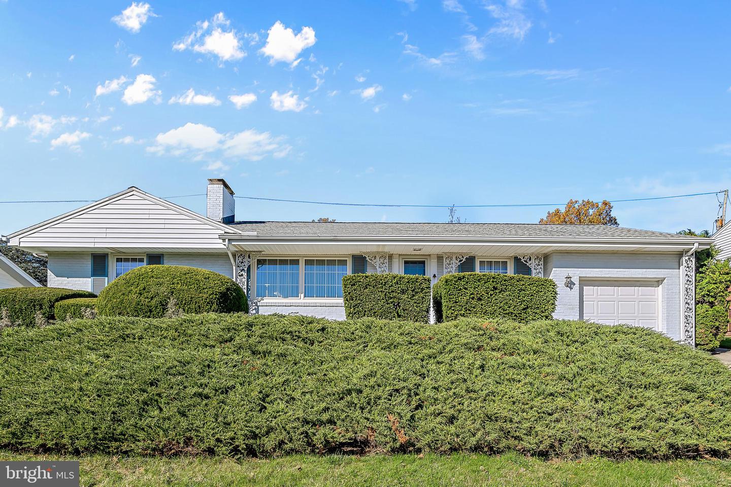 821 Woodberry Rd, York, PA 17403 MLS PAYK2031638 Coldwell Banker