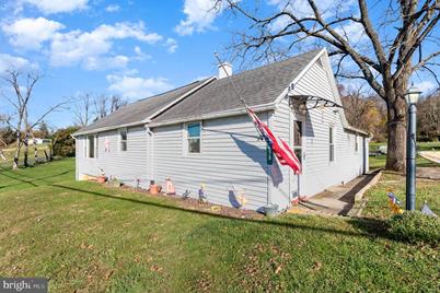 570 Lewisberry Road, Fairview Township, PA 17070 - Photo 1