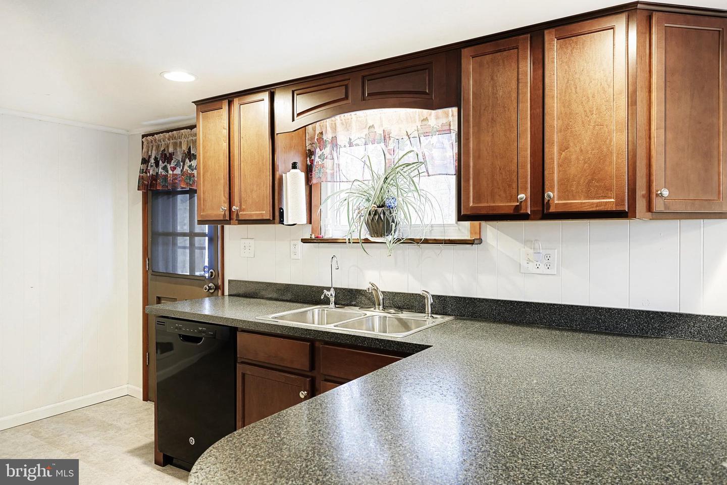 4760 Fahringer Dr, Hellam, PA 17406 MLS PAYK2034218 Coldwell Banker