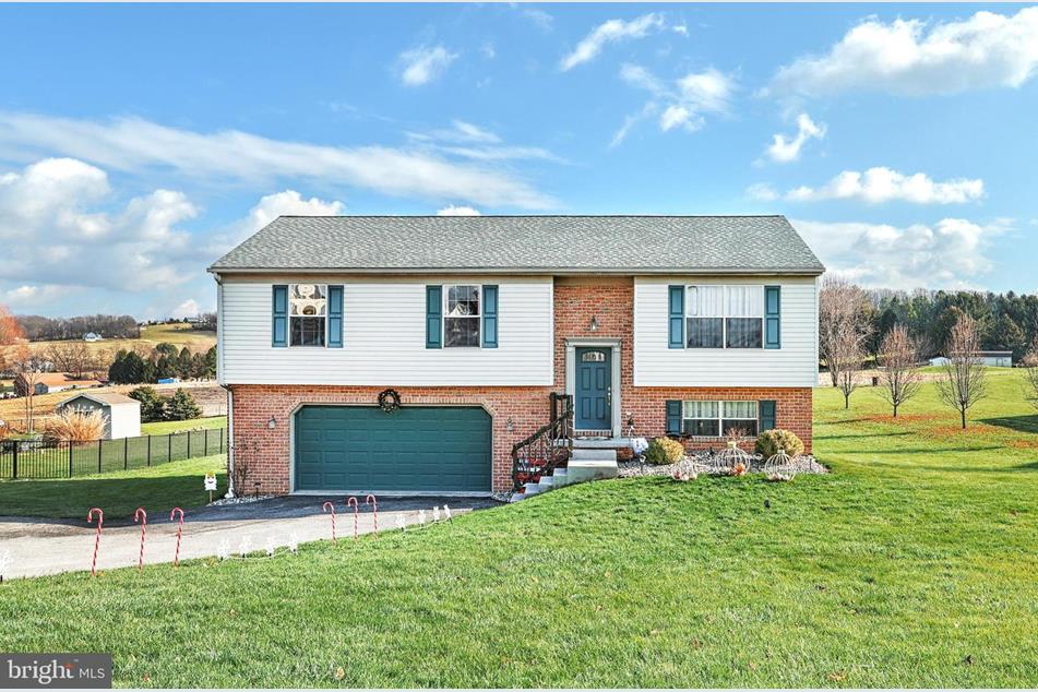 2241 Stoverstown Rd, Spring Grove, PA 17362 MLS PAYK2034308