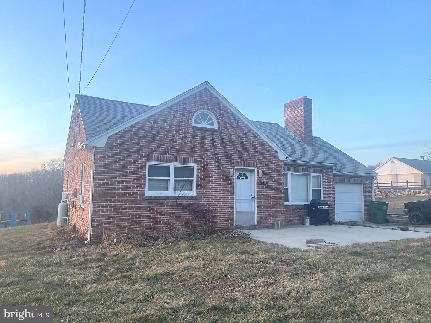 230 E Main St, Felton, PA 17322 MLS PAYK2034708 Coldwell Banker