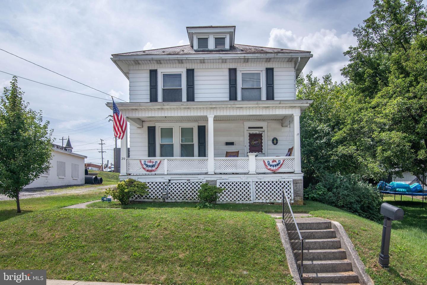 20 W Maple St, Dallastown, PA 17313 MLS PAYK2034966 Coldwell Banker
