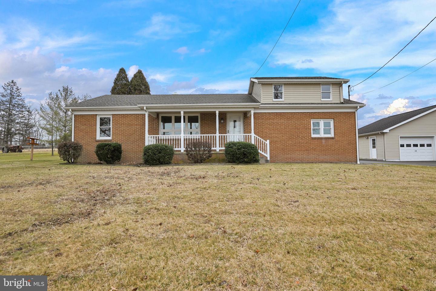 128 York St, Wellsville, PA 17365 MLS PAYK2035056 Coldwell Banker