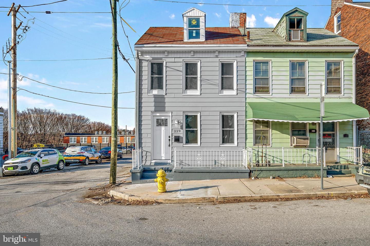 229 W College Ave, York, PA 17401 MLS PAYK2035802 Coldwell Banker