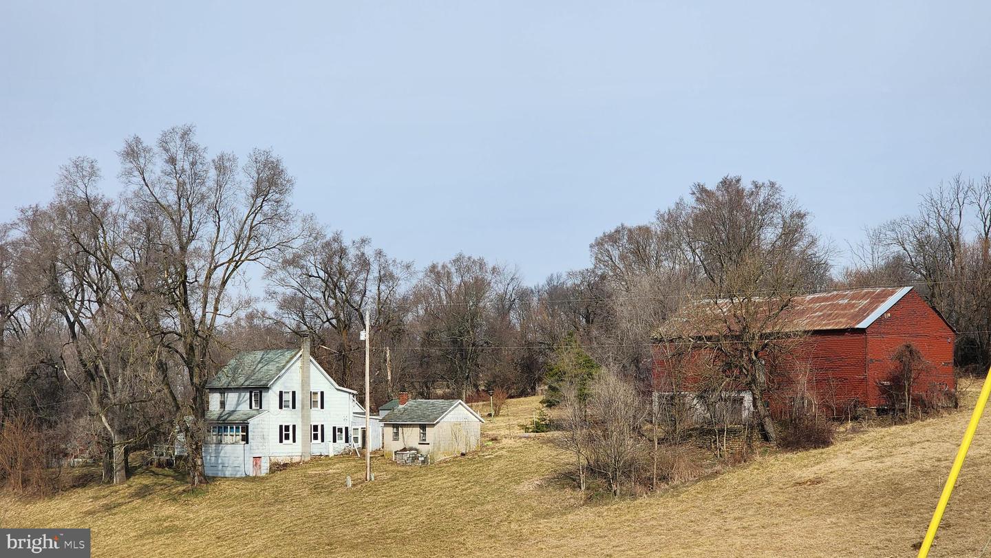 1581 Sweitzer Rd, New Freedom, PA 17349 MLS PAYK2036450 Coldwell Banker
