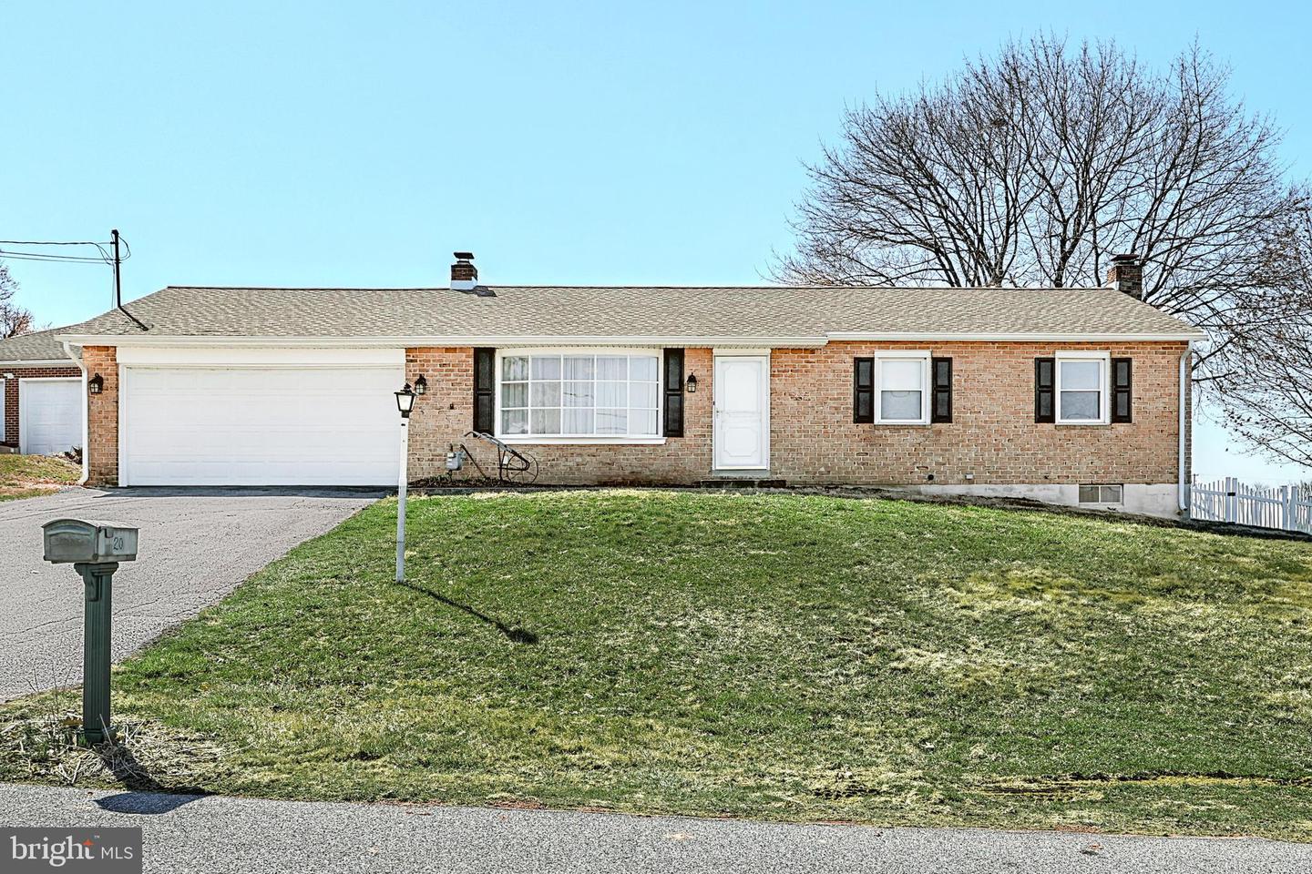 20 Pine St, Jacobus, PA 17407 MLS PAYK2037772 Coldwell Banker