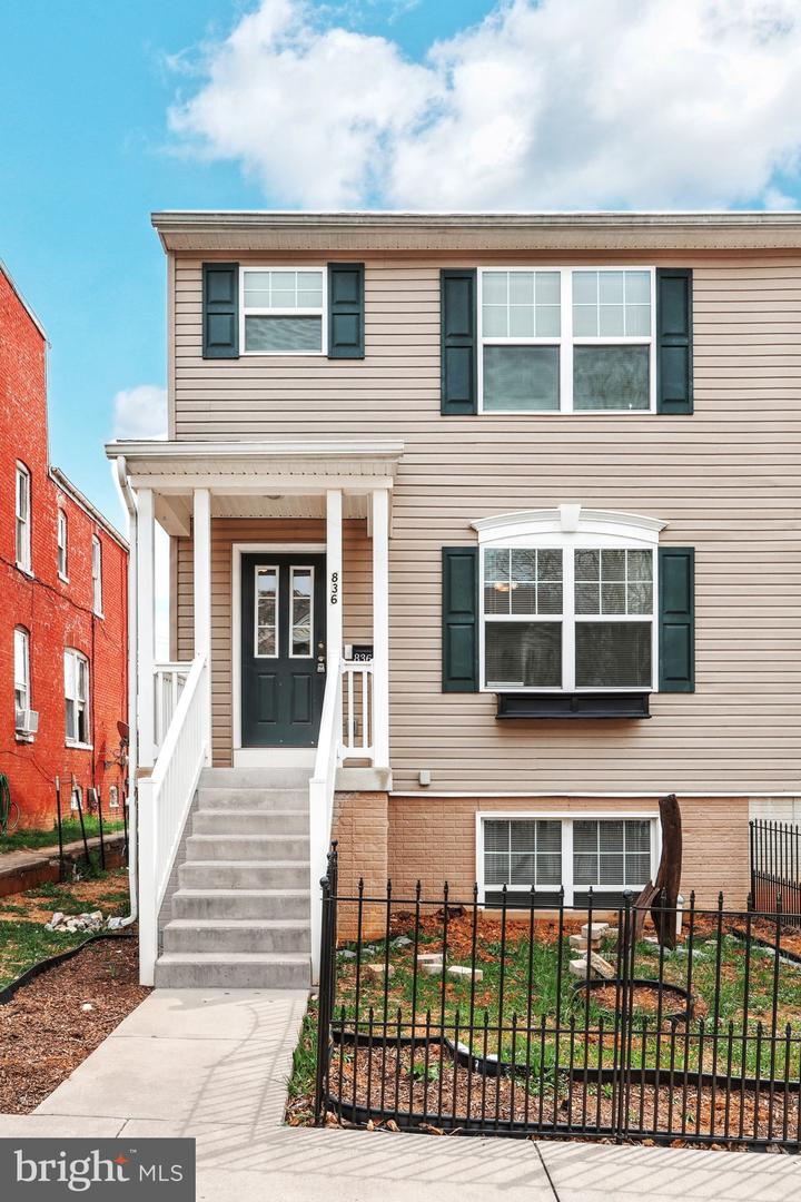 836 W Locust St, York, PA 17401 MLS PAYK2038974 Coldwell Banker