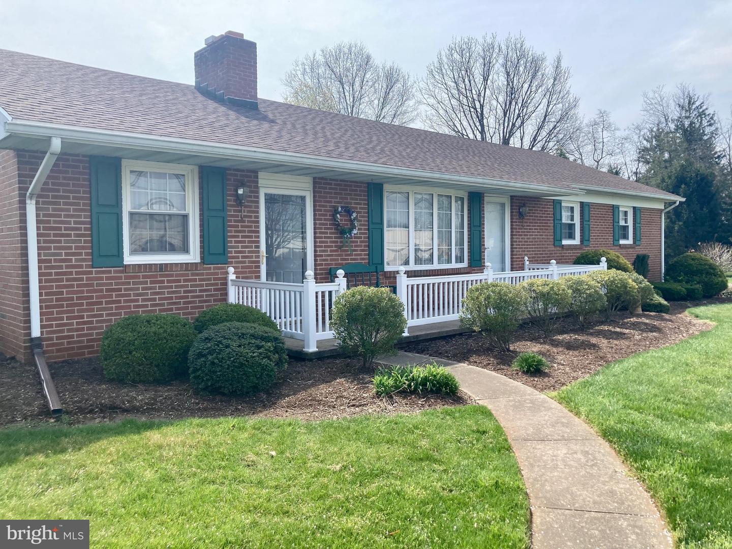 64 Amberview Dr, Dover, PA 17315 MLS PAYK2039184 Coldwell Banker