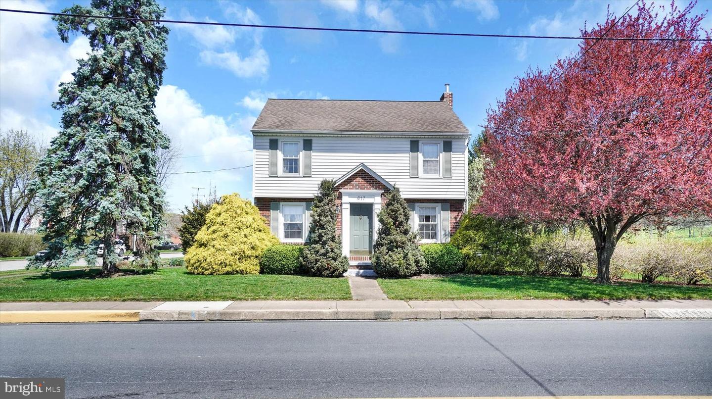 617 Center St, Mount Wolf, PA 17347 MLS PAYK2039352 Coldwell Banker
