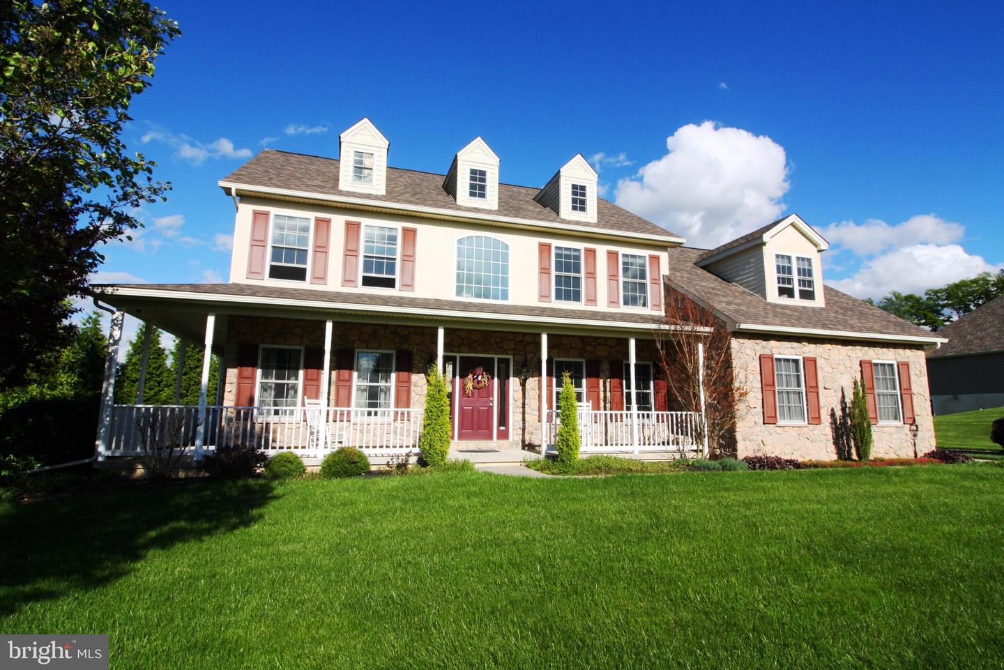 11 Devonshire Dr, Shrewsbury, PA 17361 MLS PAYK2040822 Coldwell Banker