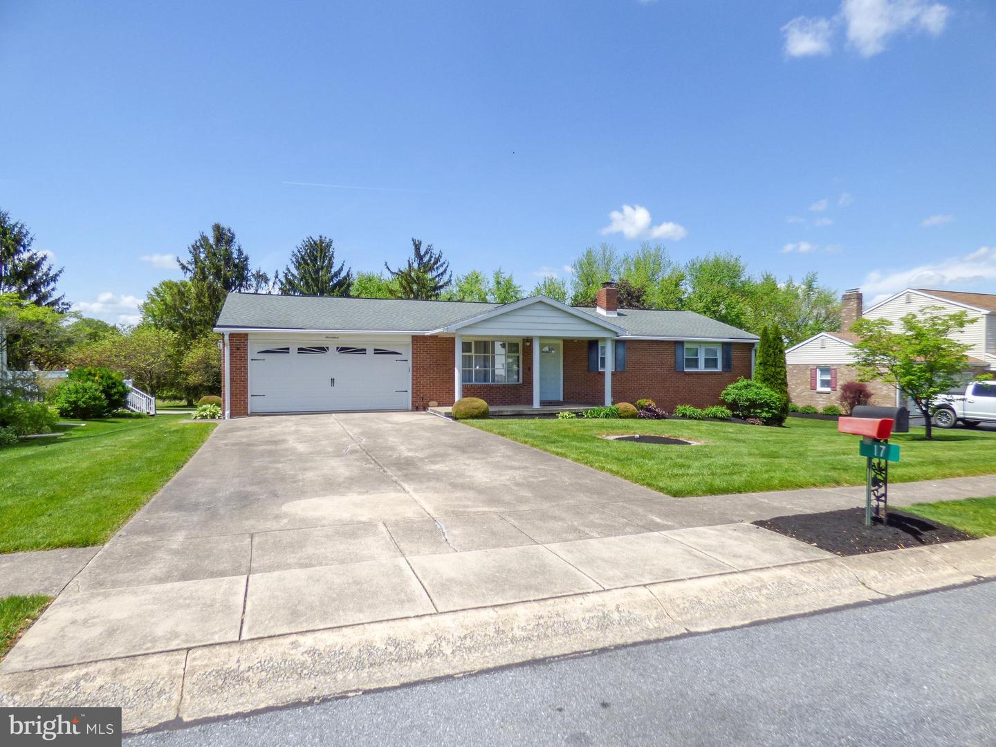 17 Covington Dr, Manchester, PA 17345 MLS PAYK2041228 Coldwell Banker