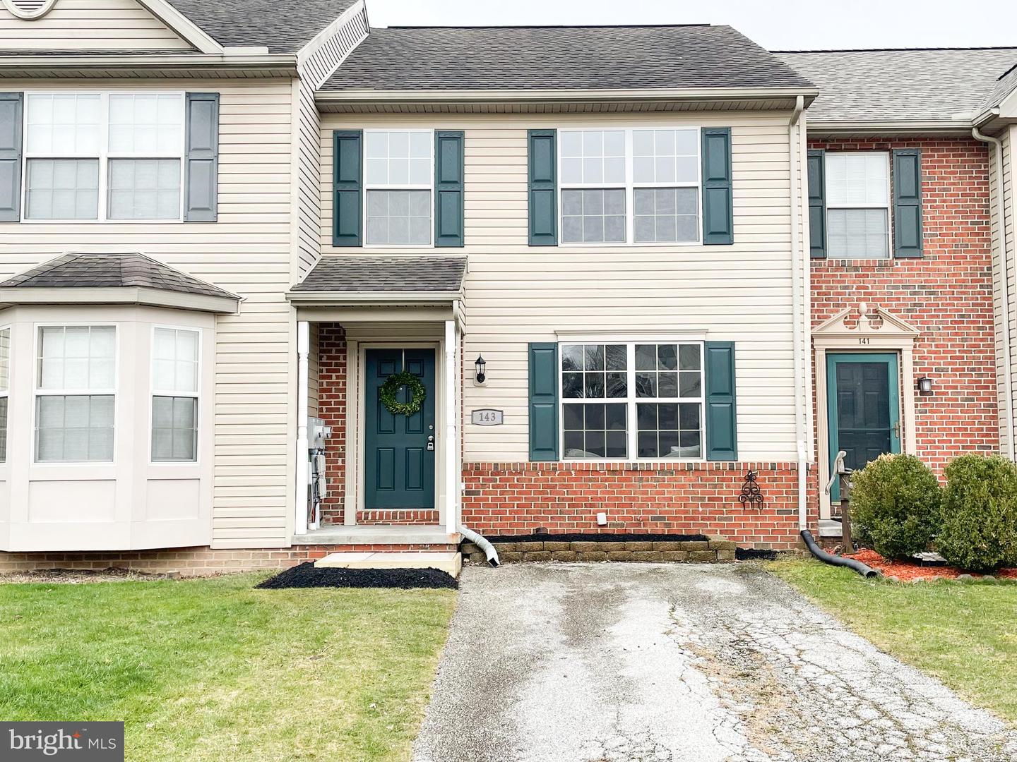 143 Sara Ln, Hanover, PA 17331 MLS PAYK2058180 Coldwell Banker