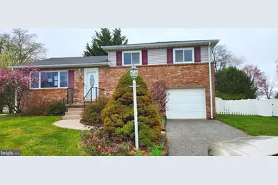 680 S Pleasant Avenue, Dallastown, PA 17313 - Photo 1