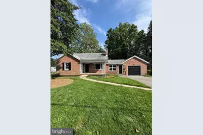 3330 E Prospect Road, York, PA 17402 - Photo 1