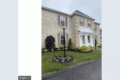 1000 Country Club Road #19, York, PA 17403 - Photo 1